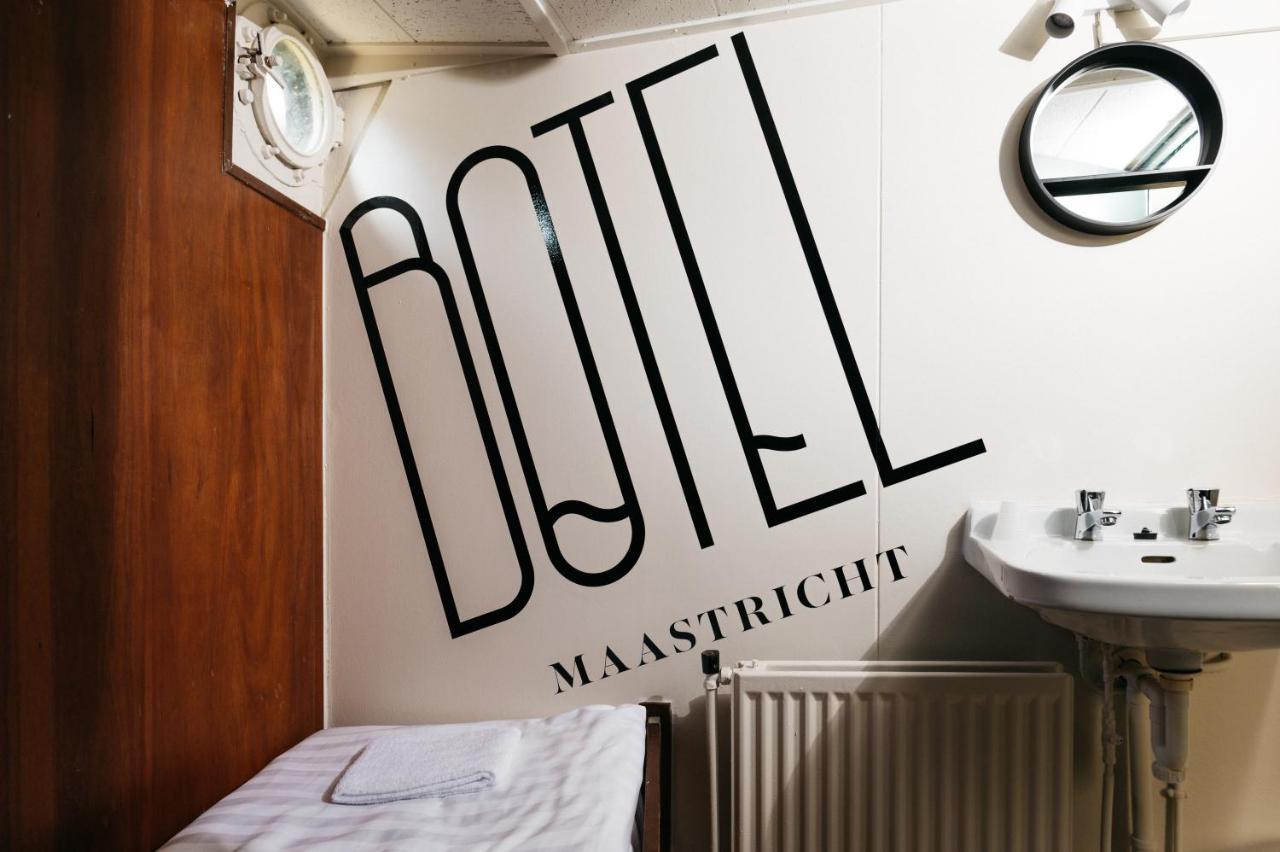 Hostel Botel Maastricht Maastricht
